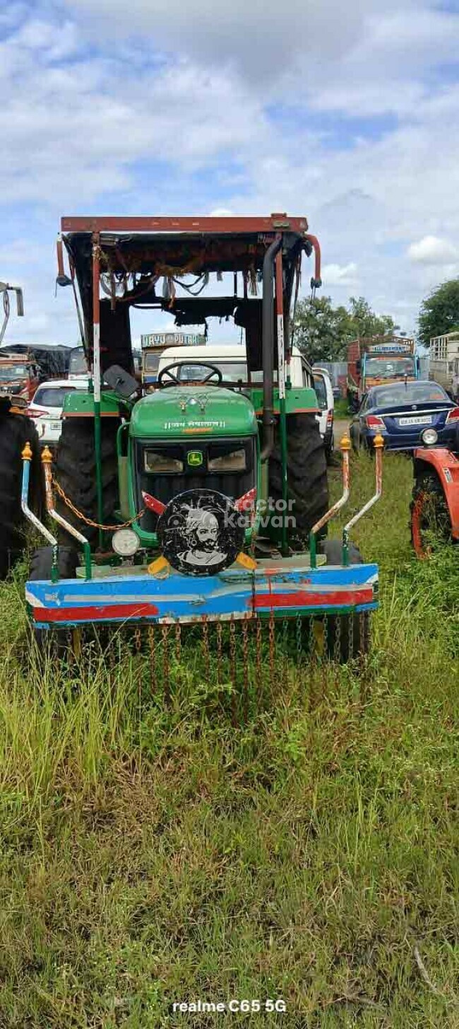 John Deere 5050 E Tractor
