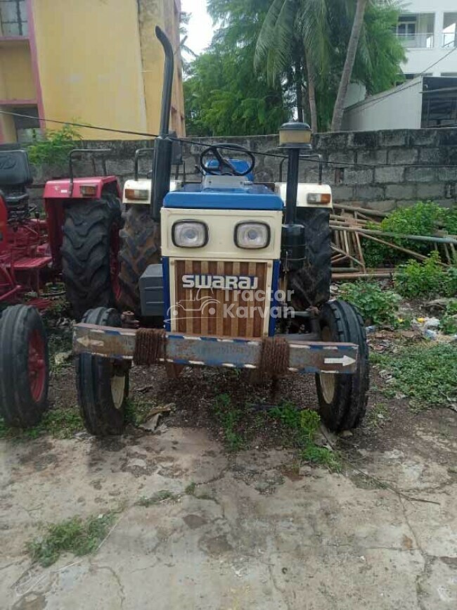 Swaraj 735 FE Tractor