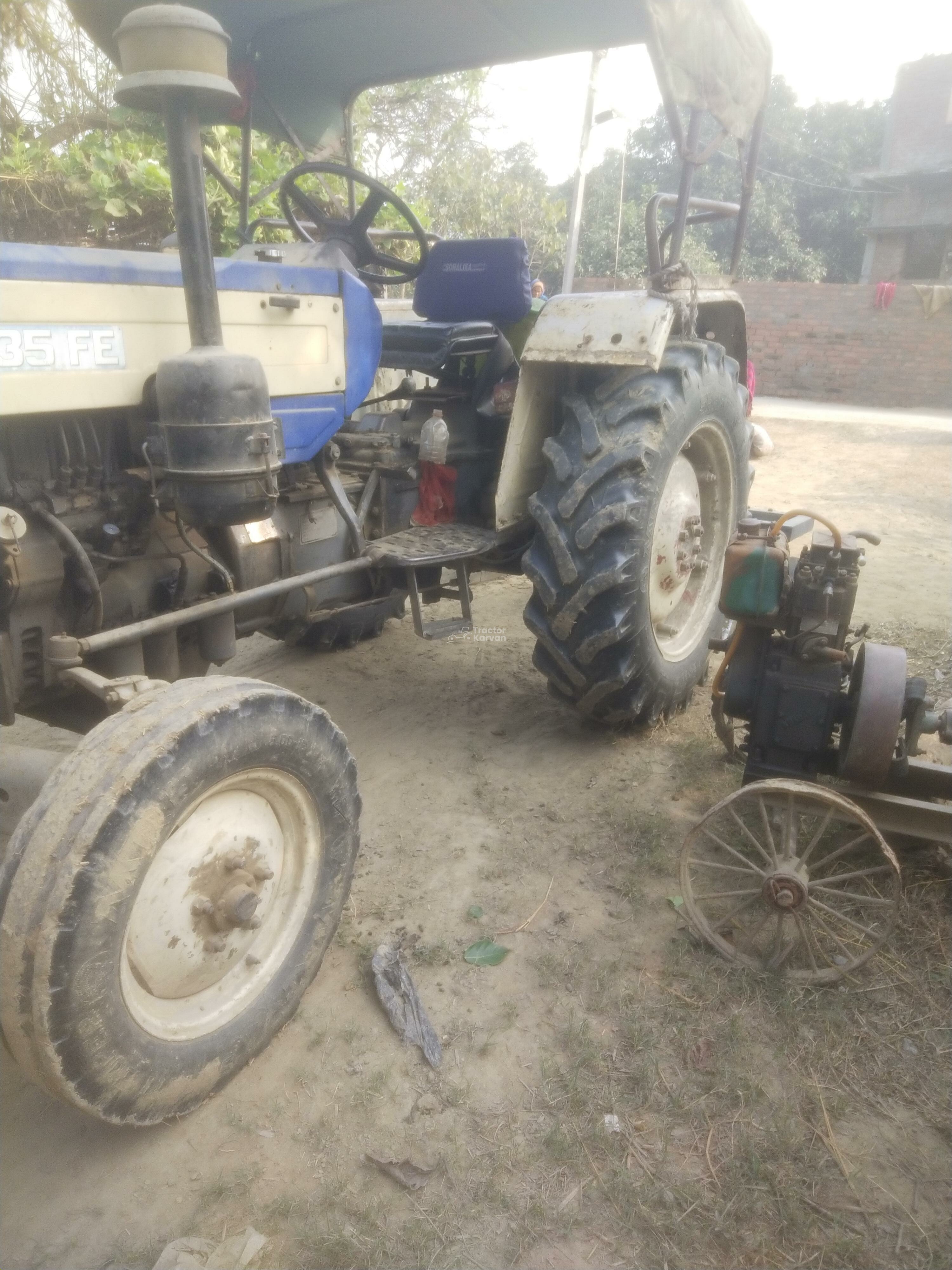 Swaraj 735 FE Tractor