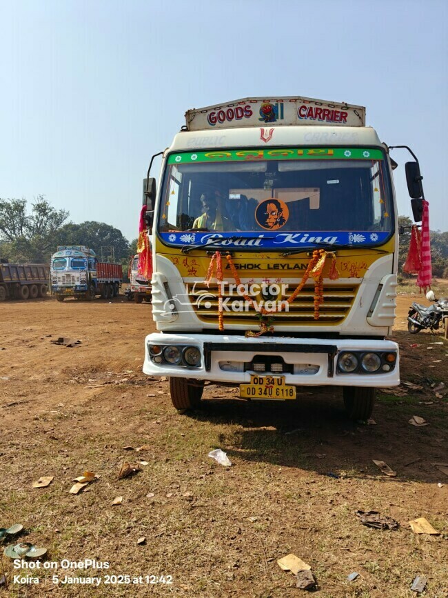 Ashok Leyland 3118 Tractor
