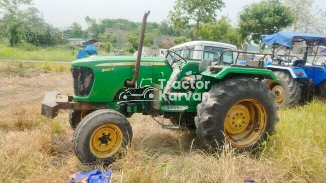 John Deere 5050 E Tractor