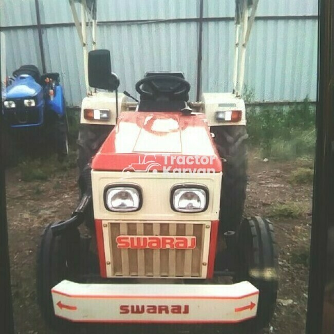 Swaraj 724 XM Orchard Tractor