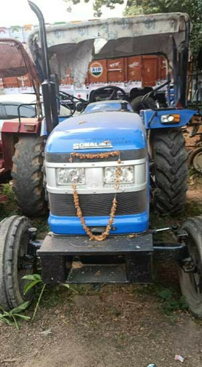 Sonalika Sikander DI 745 III Tractor