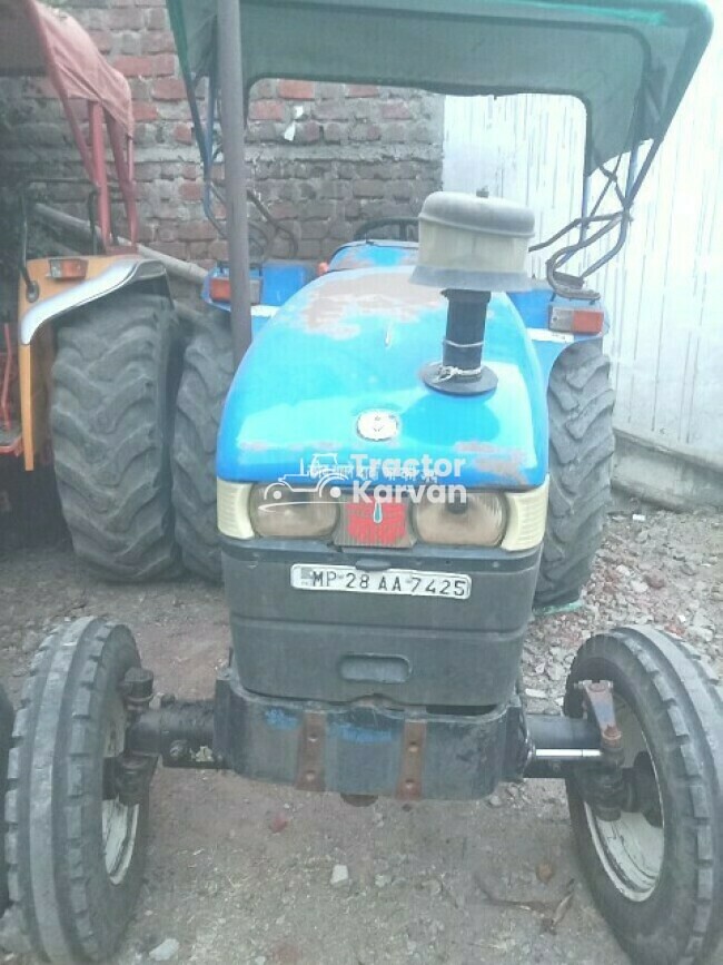 New Holland 4710 Tractor