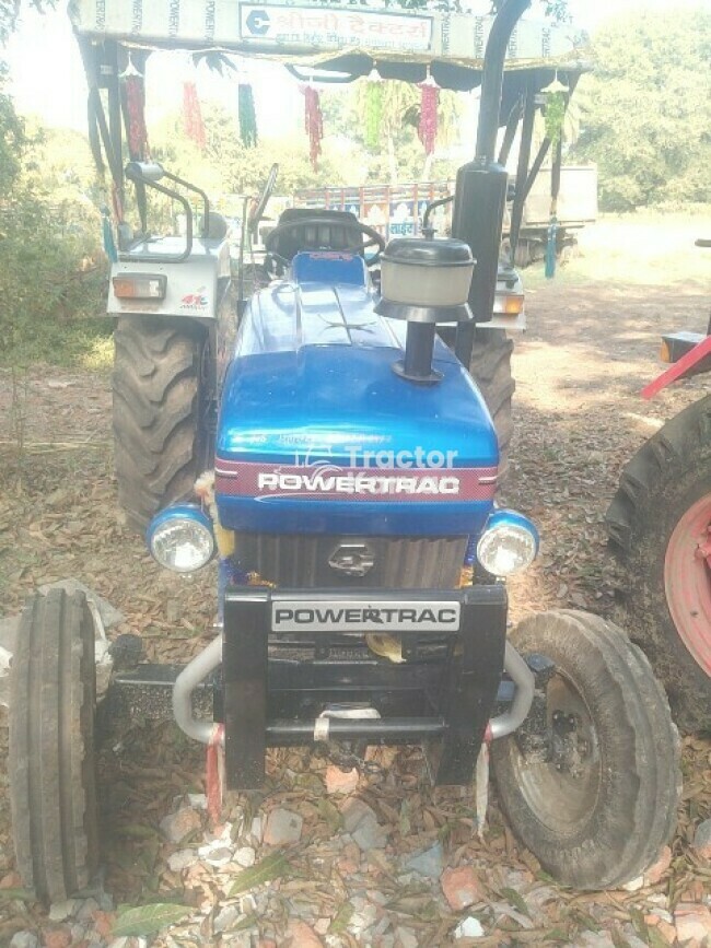 Powertrac 439 Plus Supermaxx Tractor