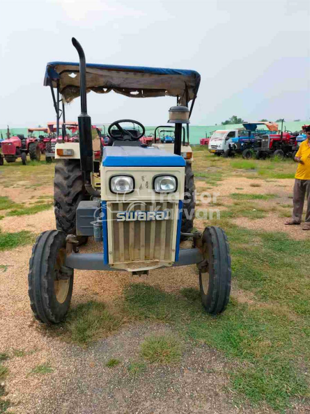 Swaraj 735 FE Tractor